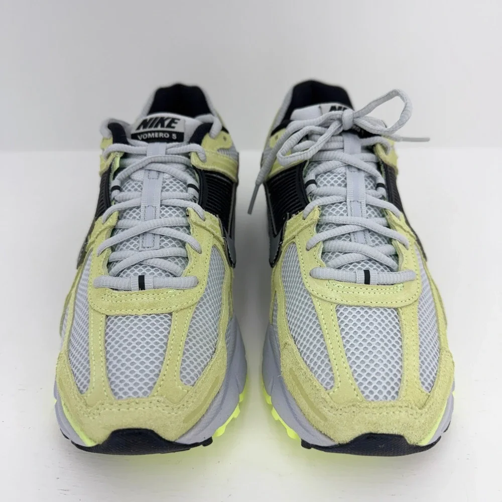Nike‎ Zoom Vomero 5 Mens 7.5 Barely Volt Platinum HF1553-700 Excellent Running